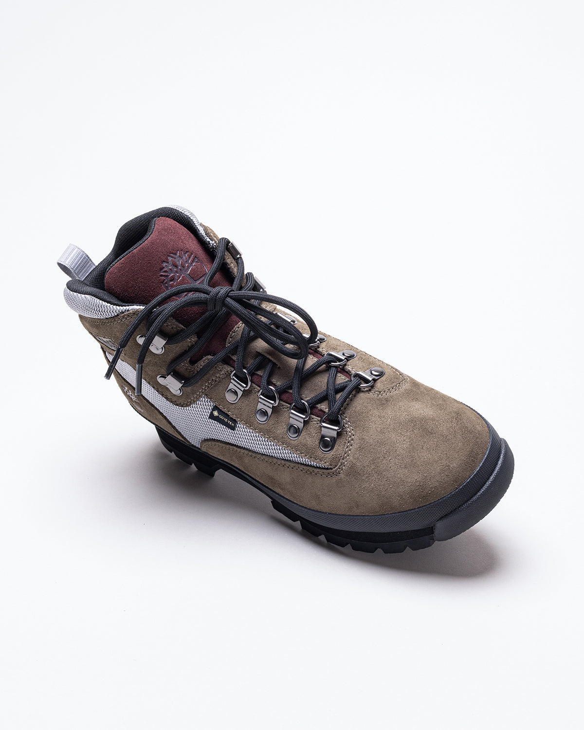 EURO HIKER GTX CURATED BY VICTOR KAN