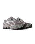 U18909VF "TRUFFLE SALT/SILVER METALLIC"