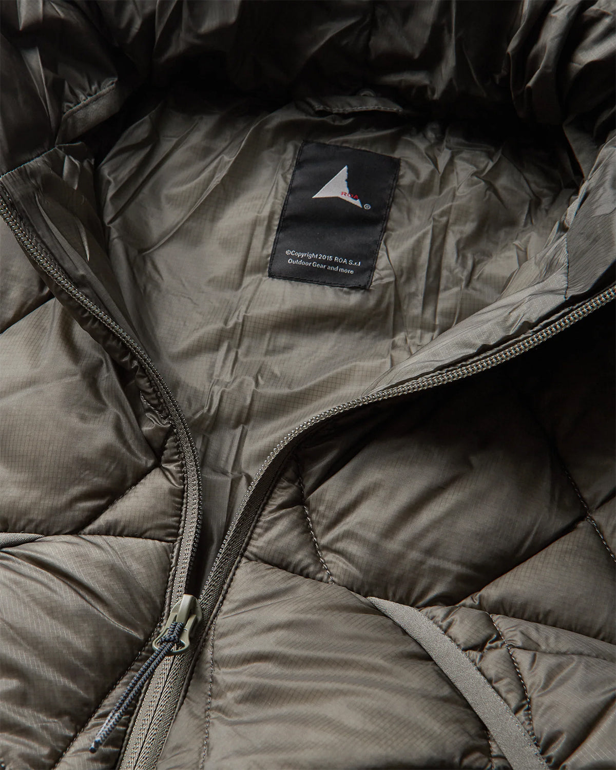 ROA NUNA 800 FILL POWER HOODED DOWN JACKET