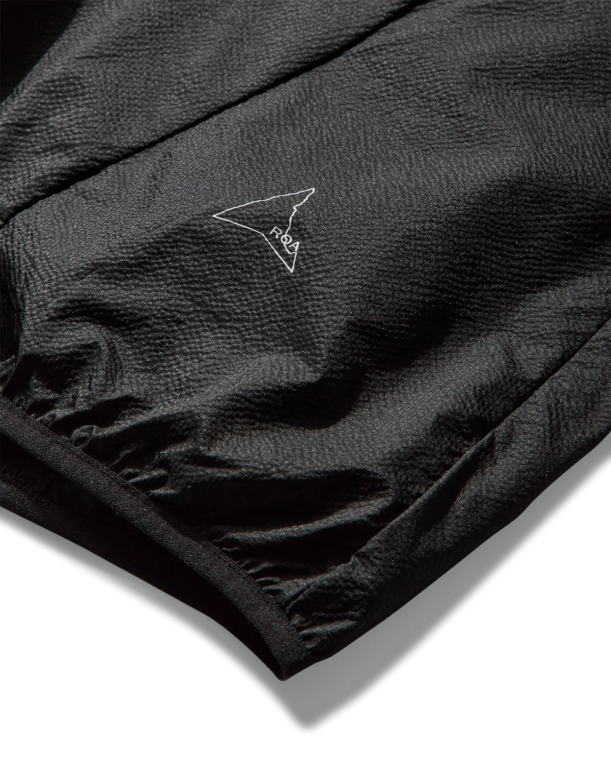 HUE PACKABLE WIND JACKET